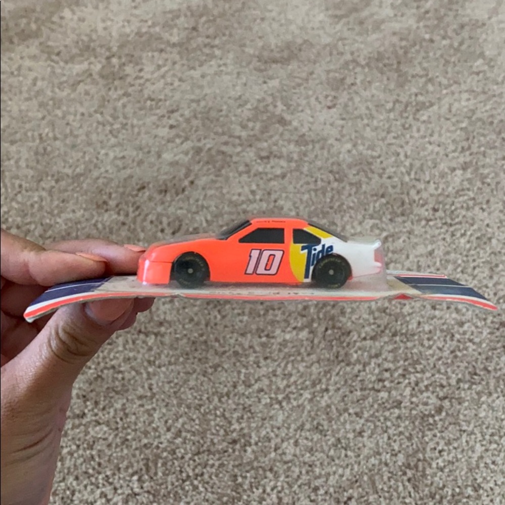 Tide Racing Team Collector’s Edition Ricky Rudd 94 - Picture 3 of 5